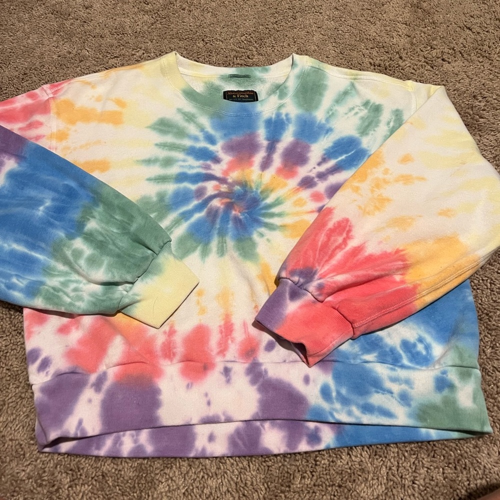 A&F tie dye cropped crew - pride 2020 collection